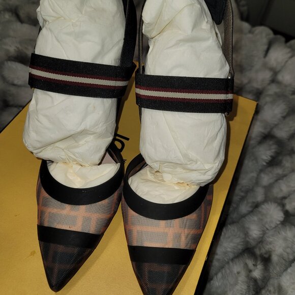 Fendi Colibrì Slingback Heels (EU 38.5) Pointed Toe - Picture 7 of 8